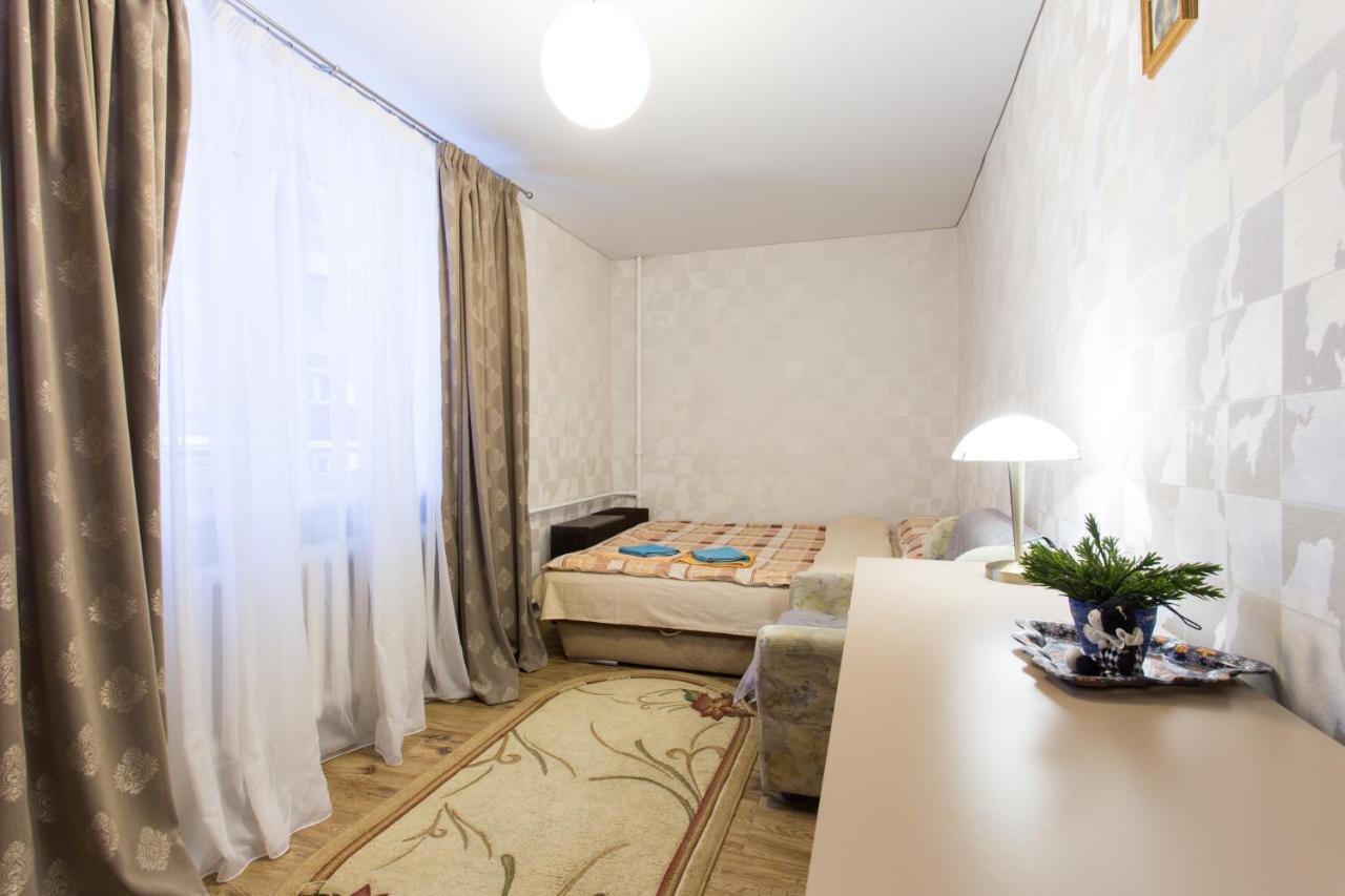 Botanical Garden Area Apartment คาร์คิฟ ภายนอก รูปภาพ