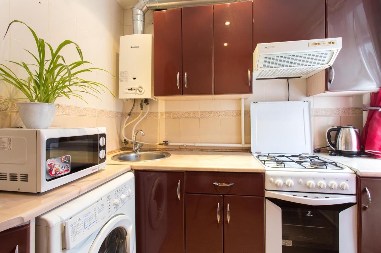 Botanical Garden Area Apartment คาร์คิฟ ภายนอก รูปภาพ
