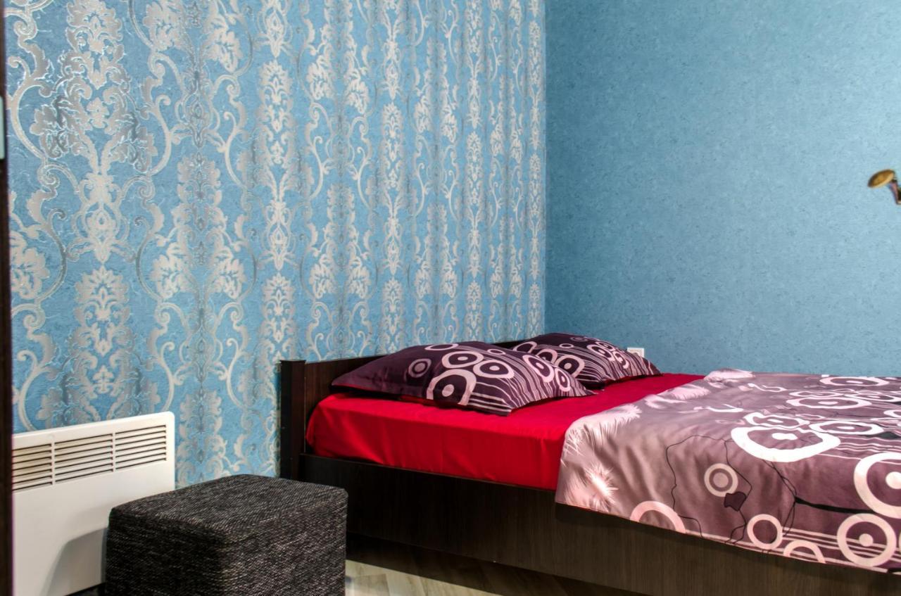 Botanical Garden Area Apartment คาร์คิฟ ภายนอก รูปภาพ