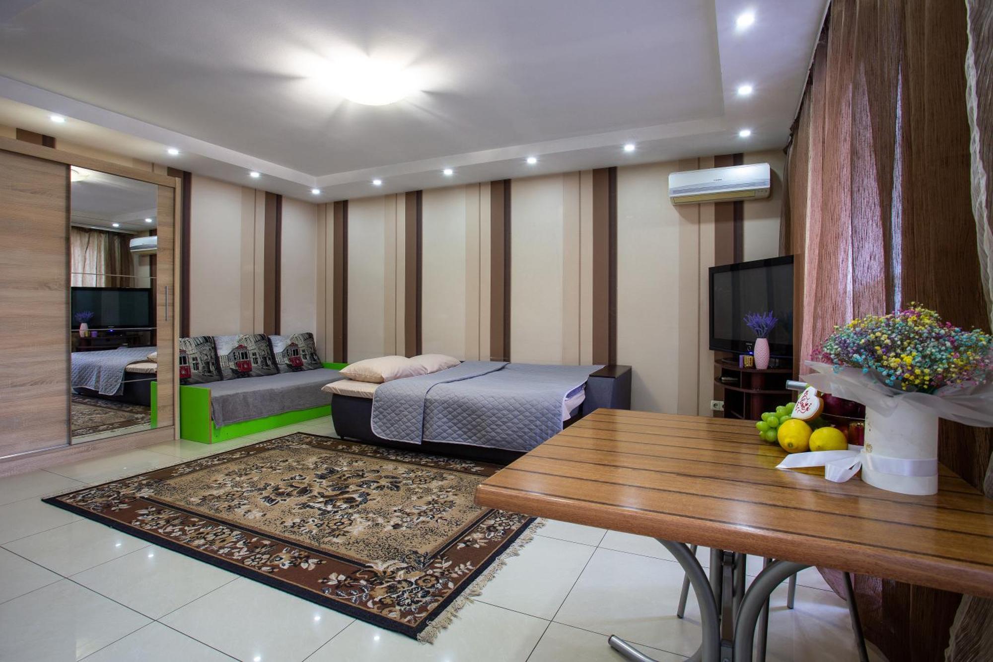 Botanical Garden Area Apartment คาร์คิฟ ภายนอก รูปภาพ