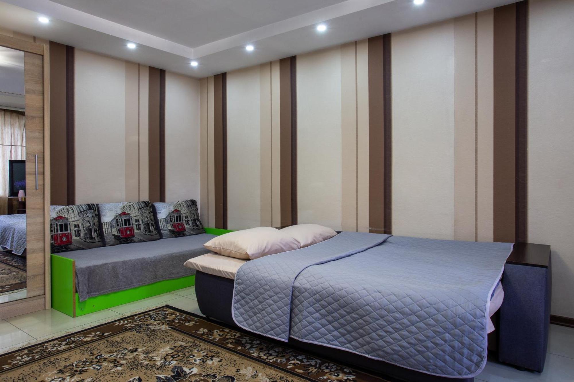 Botanical Garden Area Apartment คาร์คิฟ ภายนอก รูปภาพ
